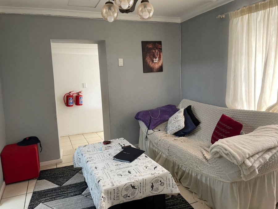 5 Bedroom Property for Sale in East Bank Eastern Cape